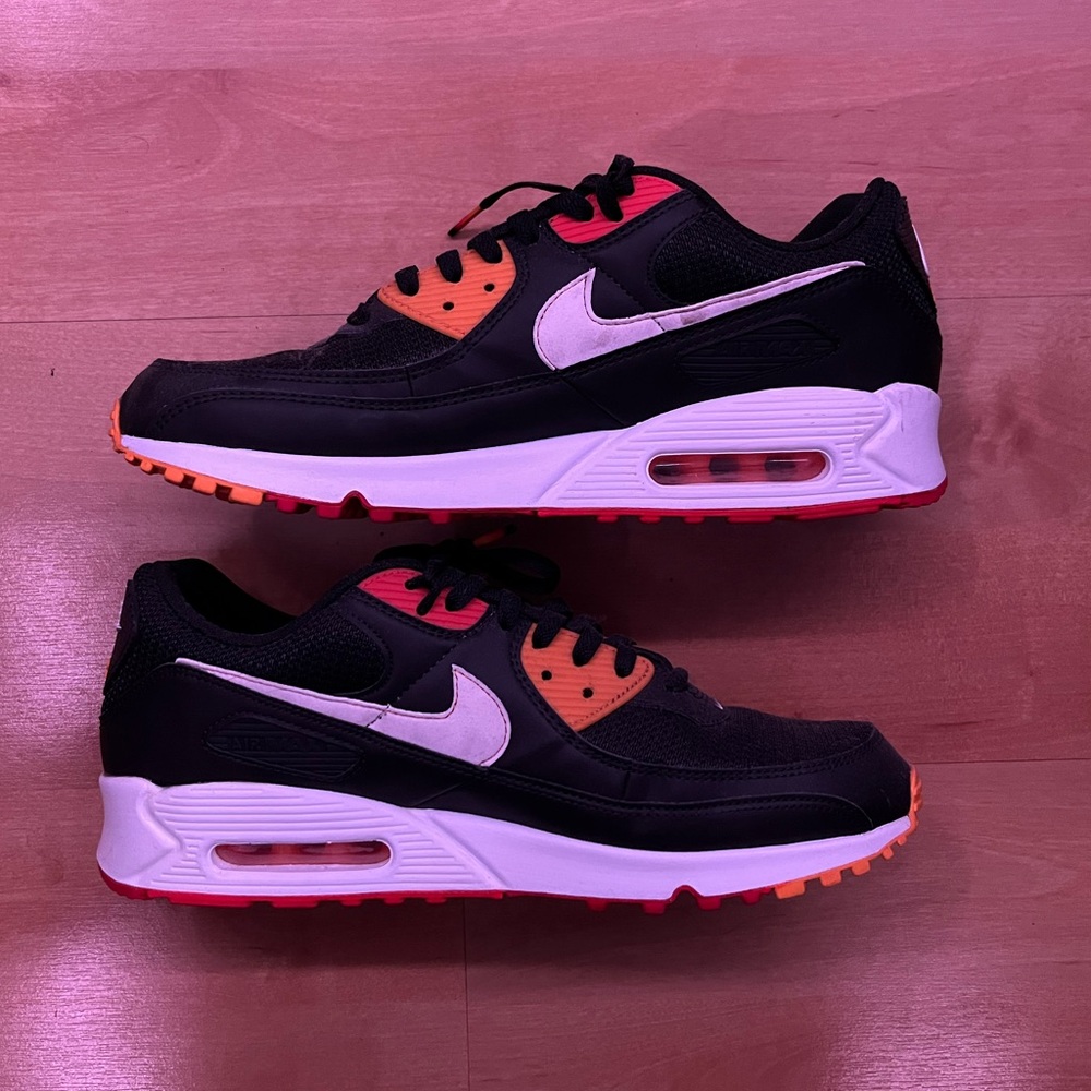 Nike Air Max 90 Raygun Sneakers